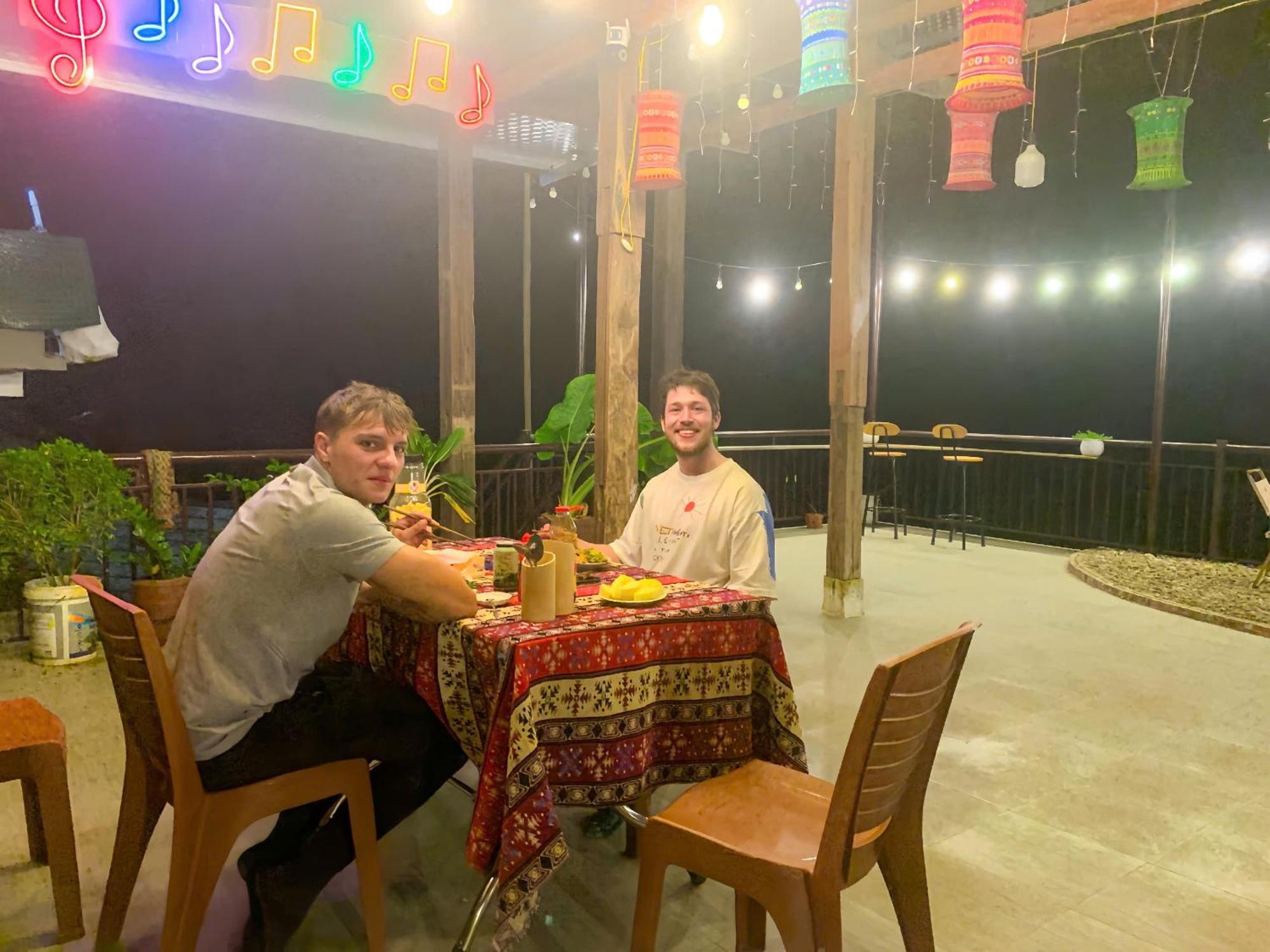 Duy Tuyen Ba Be Homestay Free Bbq Bac Kan Exteriér fotografie