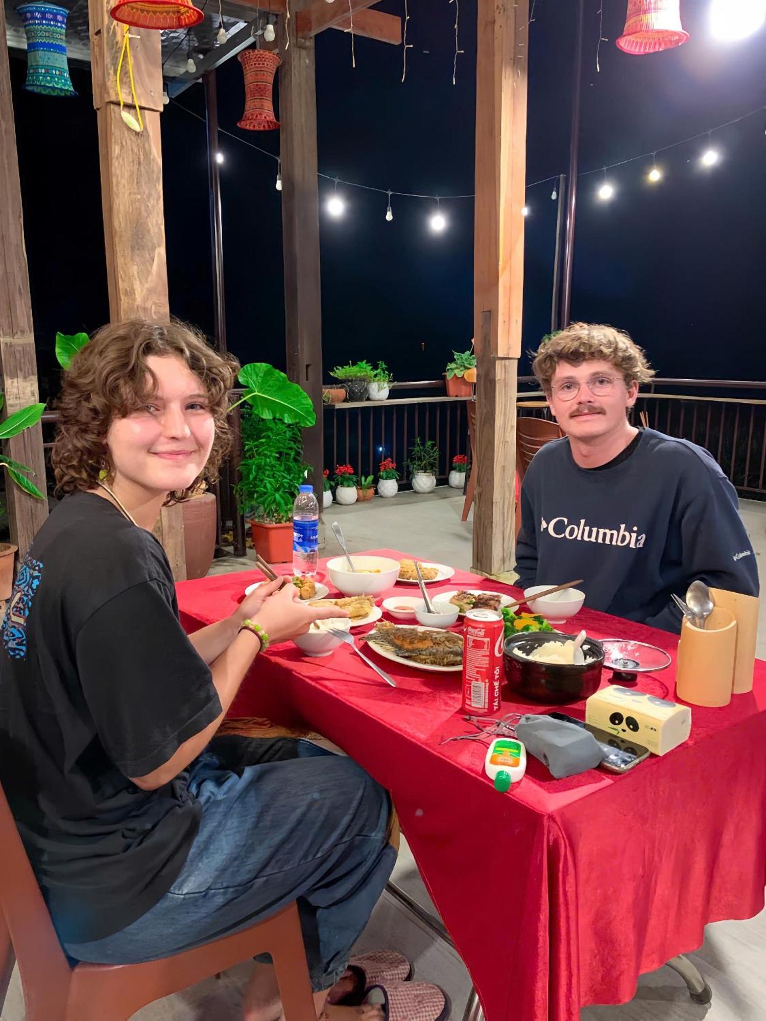 Duy Tuyen Ba Be Homestay Free Bbq Bac Kan Exteriér fotografie