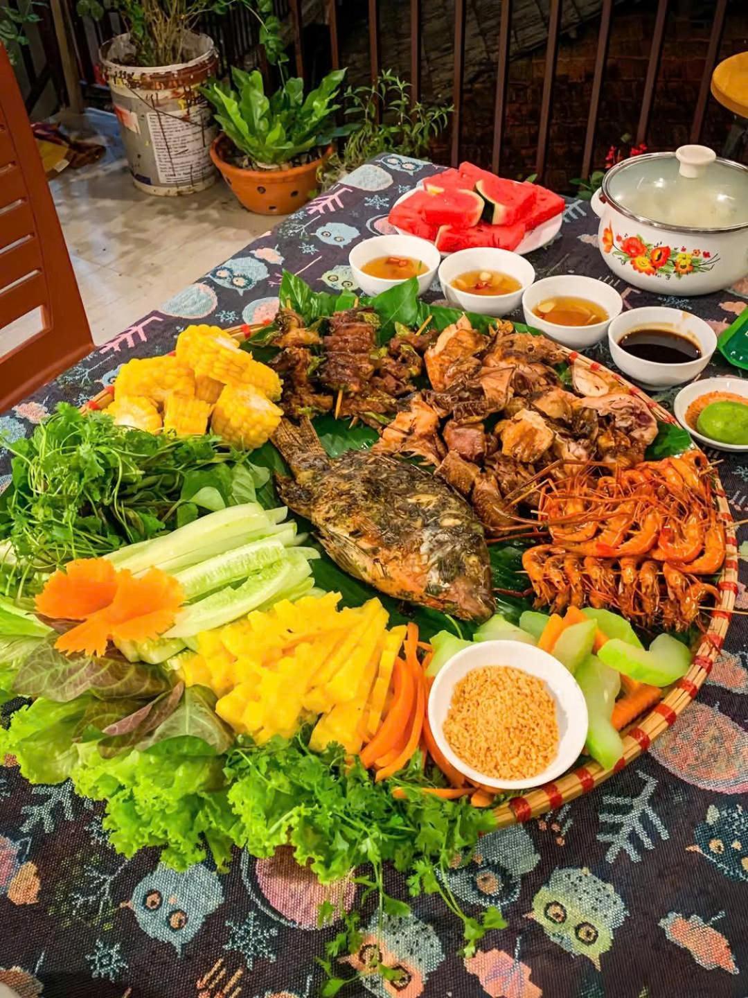 Duy Tuyen Ba Be Homestay Free Bbq Bac Kan Exteriér fotografie